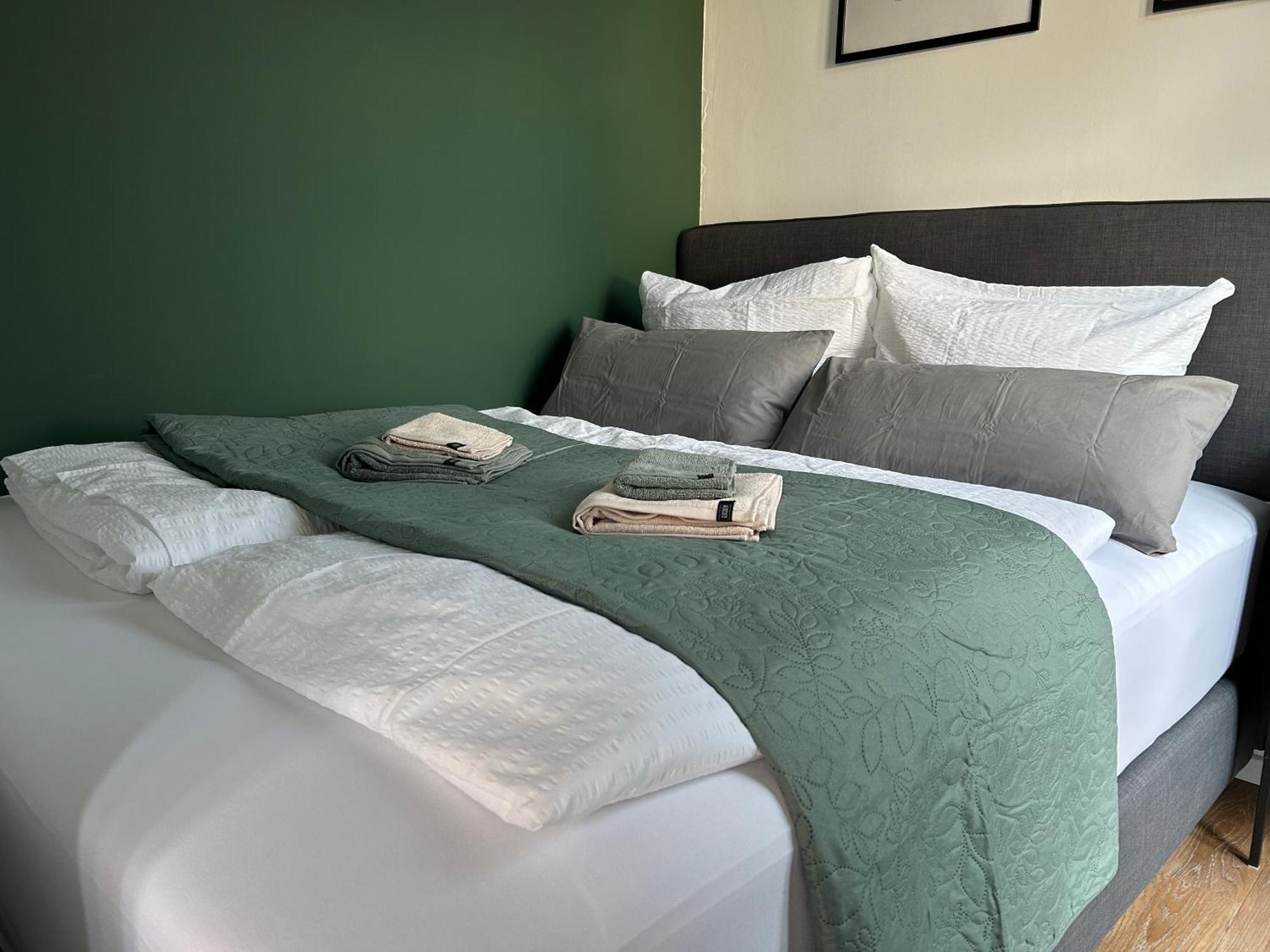 Apartamento Micasa Ol - Modernes Penthouse - Stellplatz - Kueche - Wlan - Dachterrasse Oldenburg Exterior foto